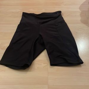 Athletic biker shorts